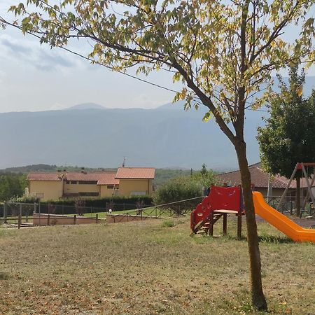 Complesso Turistico Aurora - Camere B&B Poggio Picenze Eksteriør bilde
