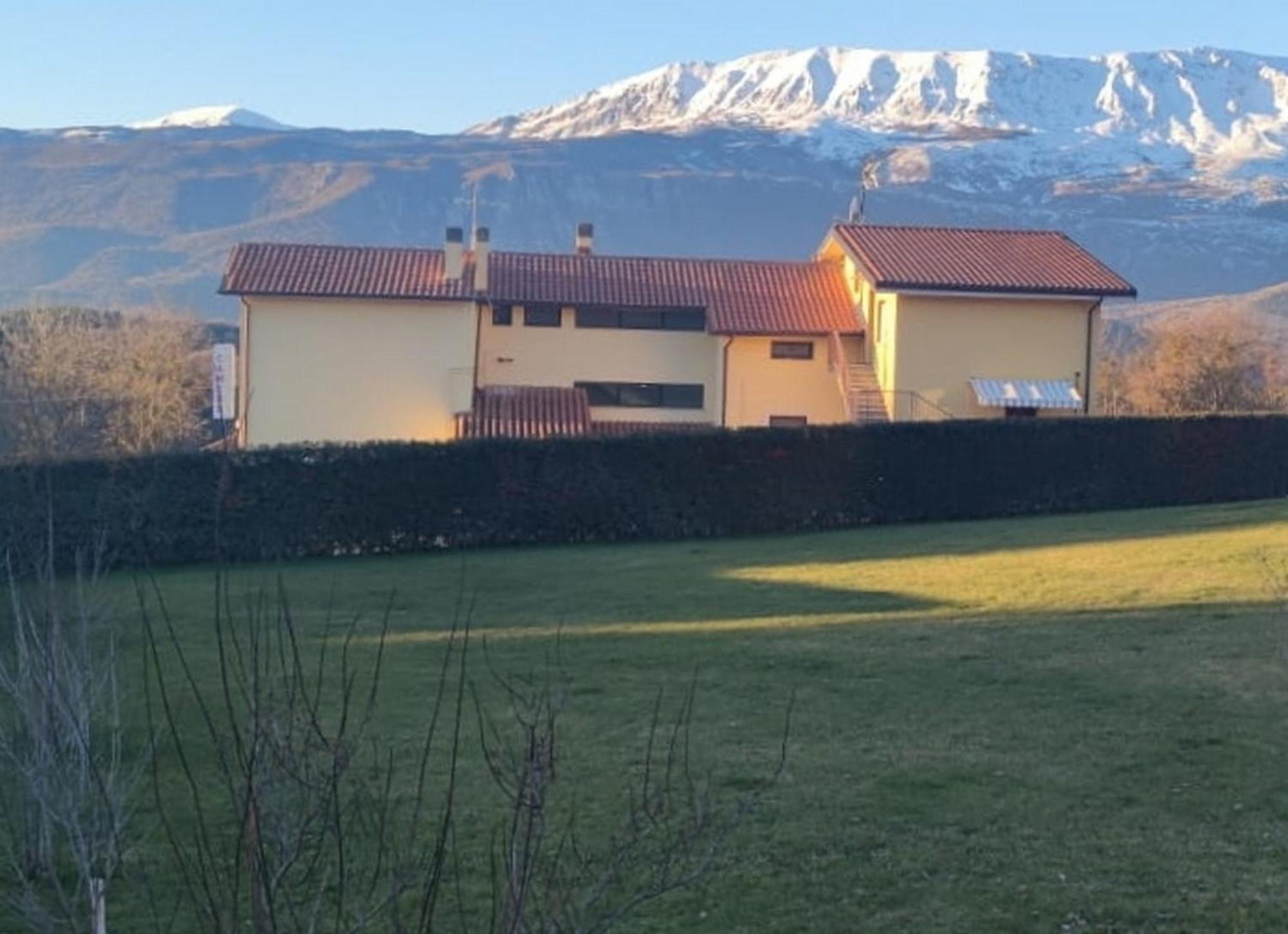 Complesso Turistico Aurora - Camere B&B Poggio Picenze Eksteriør bilde
