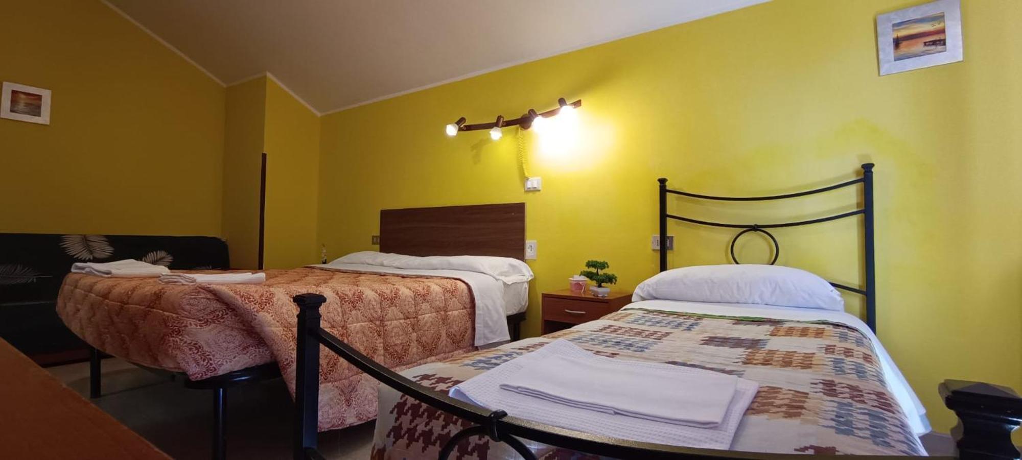 Complesso Turistico Aurora - Camere B&B Poggio Picenze Eksteriør bilde
