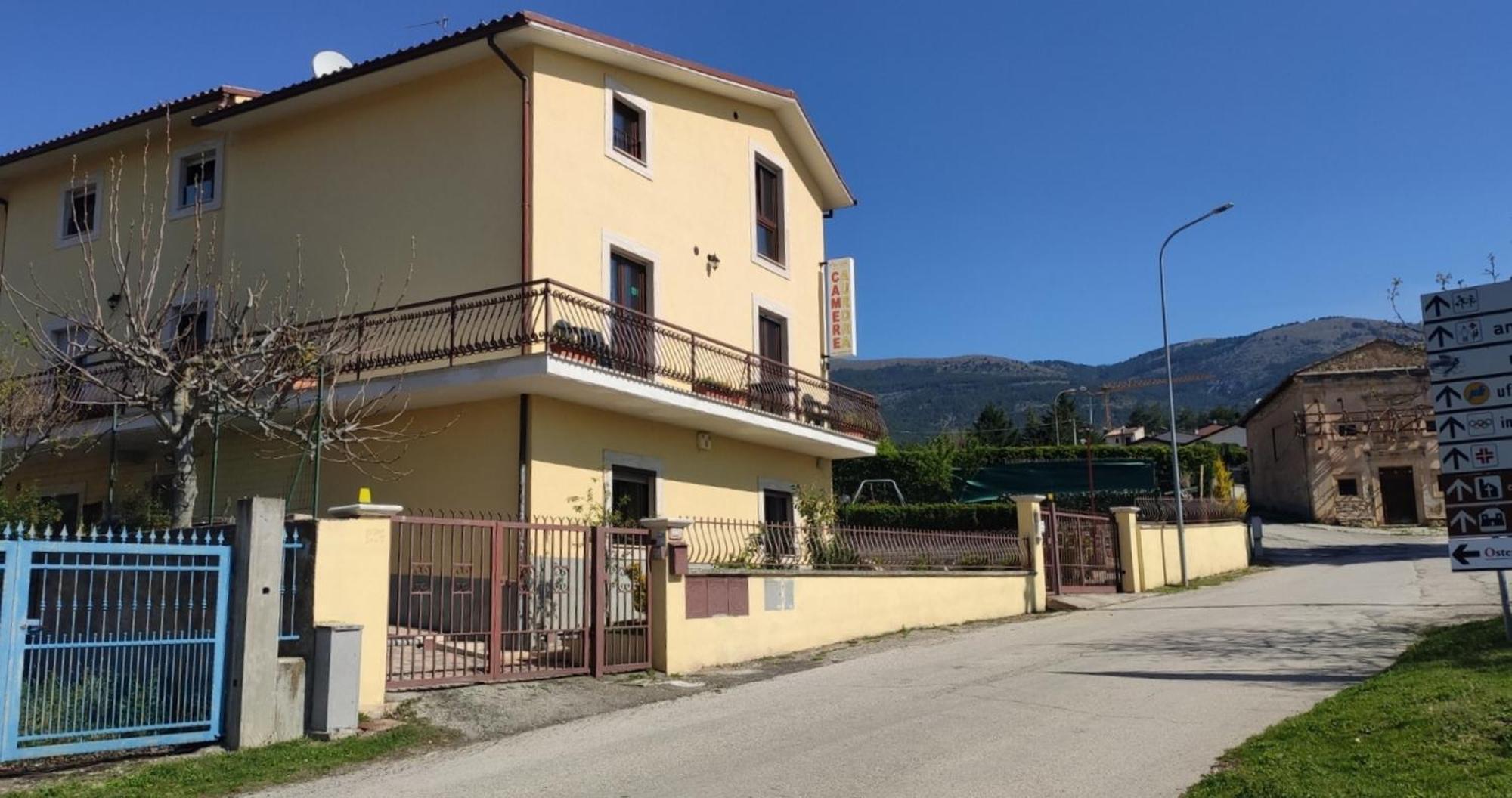 Complesso Turistico Aurora - Camere B&B Poggio Picenze Eksteriør bilde