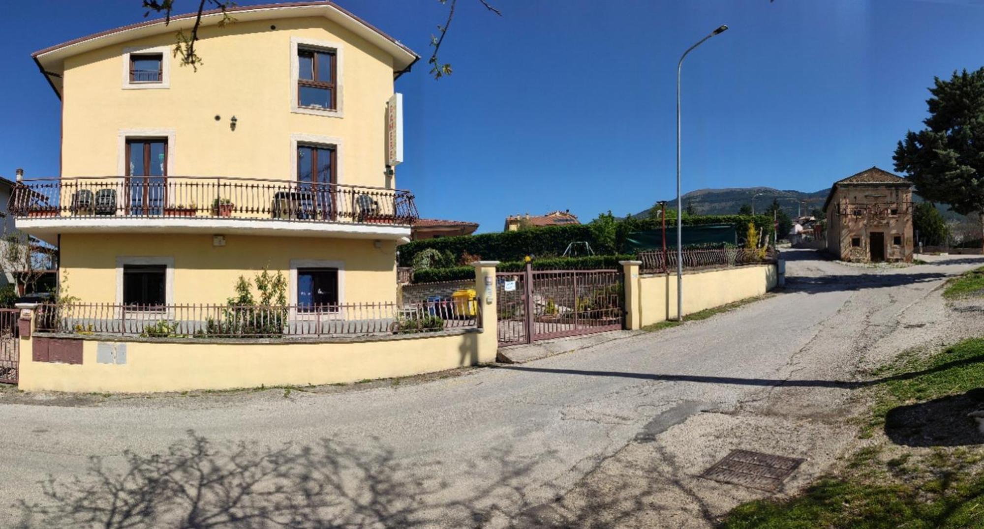 Complesso Turistico Aurora - Camere B&B Poggio Picenze Eksteriør bilde