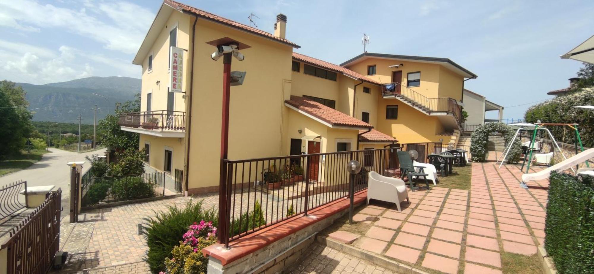 Complesso Turistico Aurora - Camere B&B Poggio Picenze Eksteriør bilde